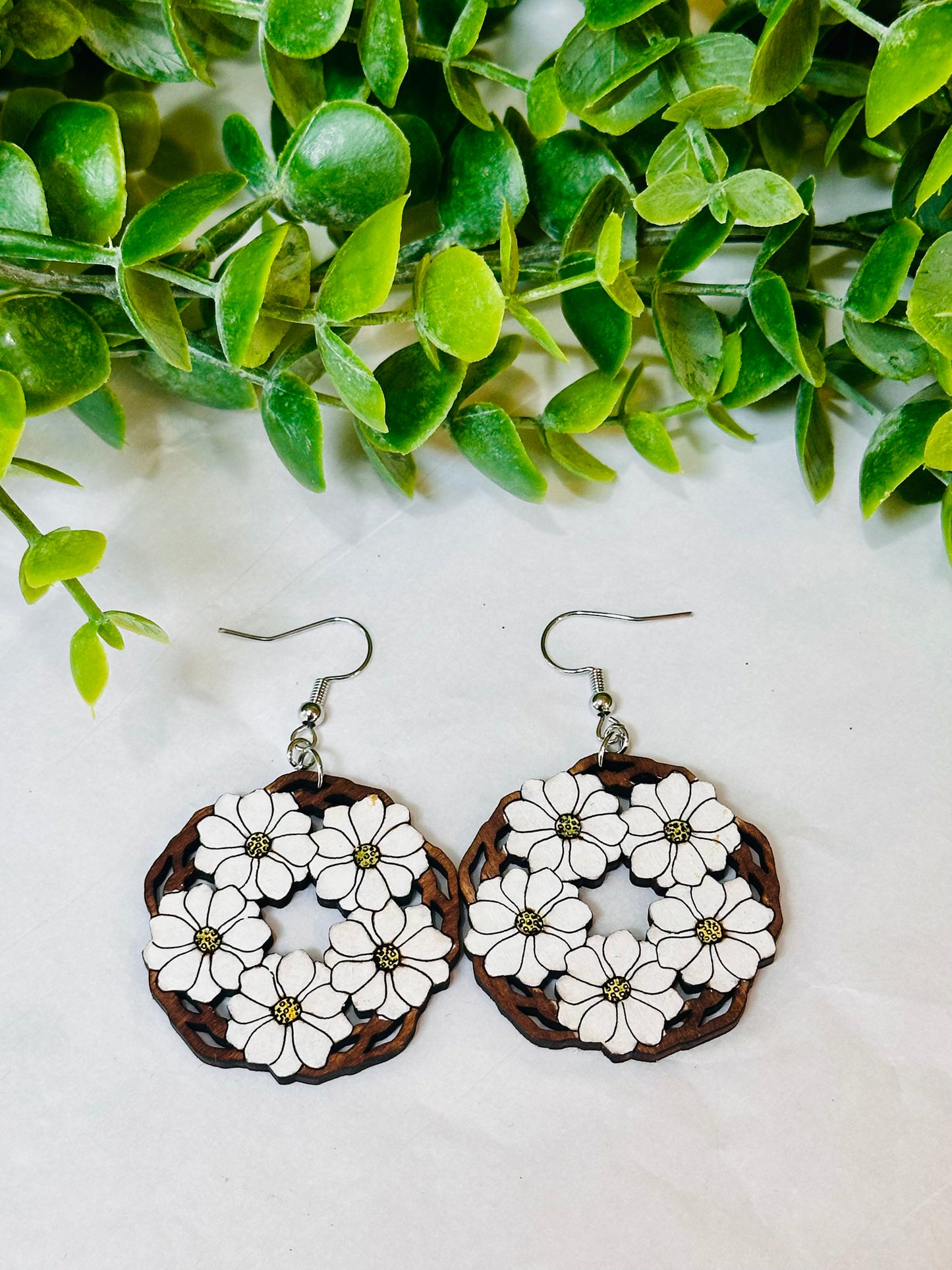 Daisy Floral Wreath Earrings