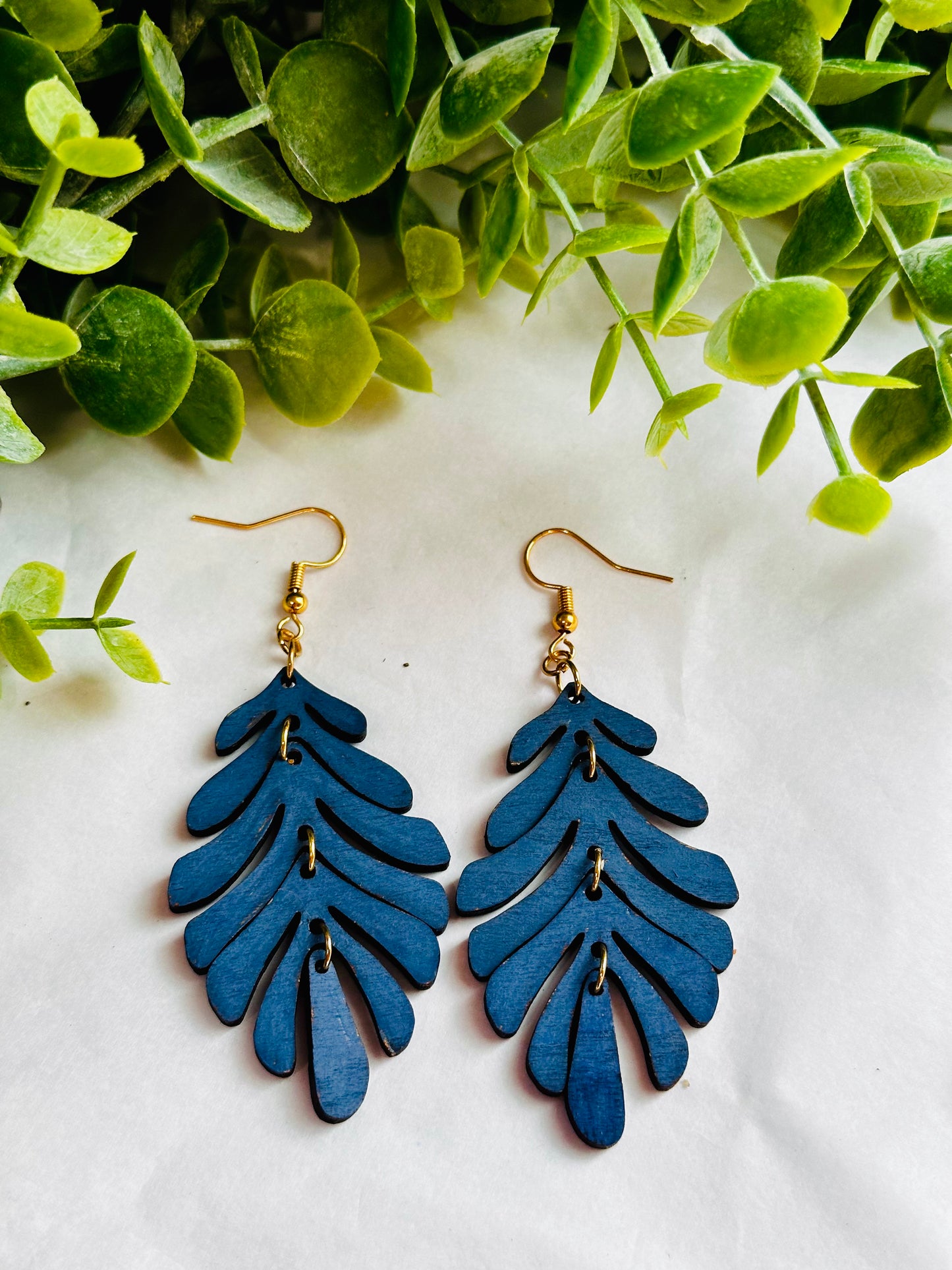 Flowing Leaf Segments Laser Engraved Earrings