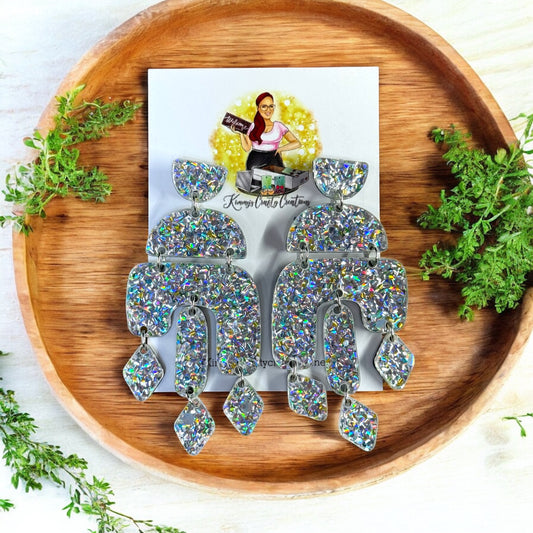 Holographic Statement Post Dangles