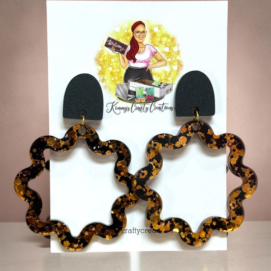 Black & Gold Glitter Wavy Hoop Earrings – Bold Statement Dangles